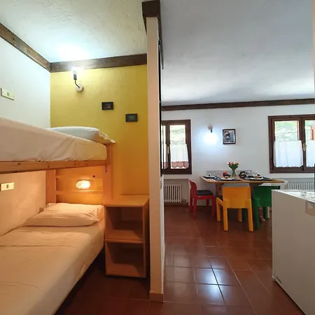 Appartement Hostdomus - Abete 2 *