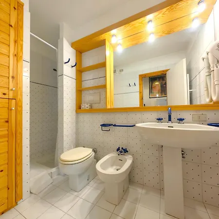 Hostdomus - Abete 2 Appartement